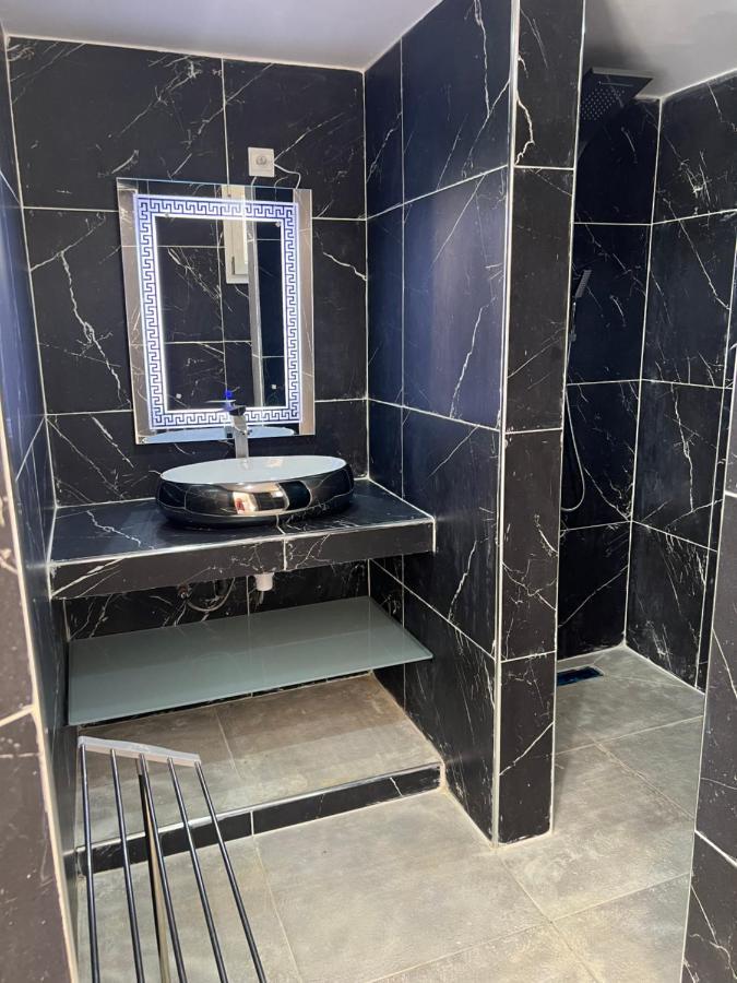 Chez Lilie Maison D'Hotes A Saly Dış mekan fotoğraf