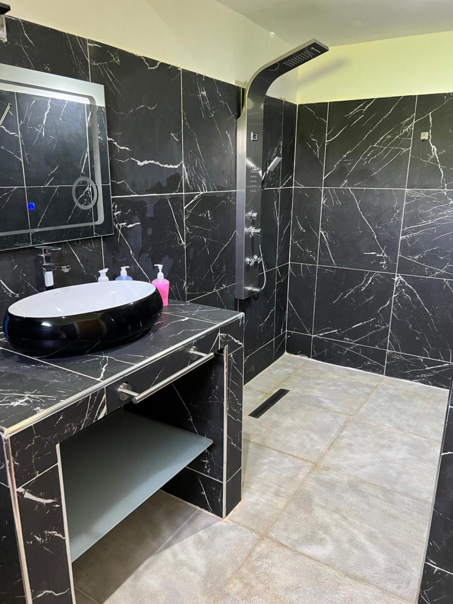 Chez Lilie Maison D'Hotes A Saly Dış mekan fotoğraf